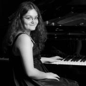 Izem Gürer